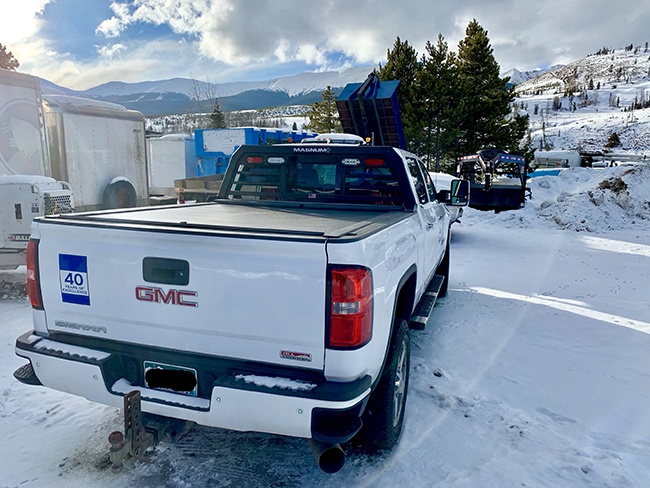 2016-GMC-All-Terrain-Low-Pro-Magnum-Rack